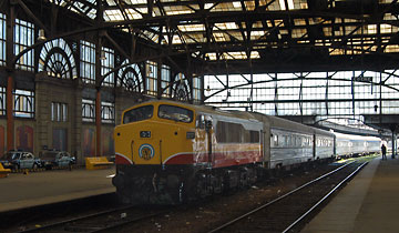 The "Marplatense" train with Sharknose diesel