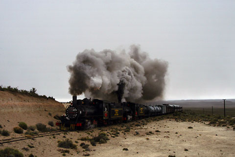 Trochita steaming uphill between Jacobacci and Ojos de Agua